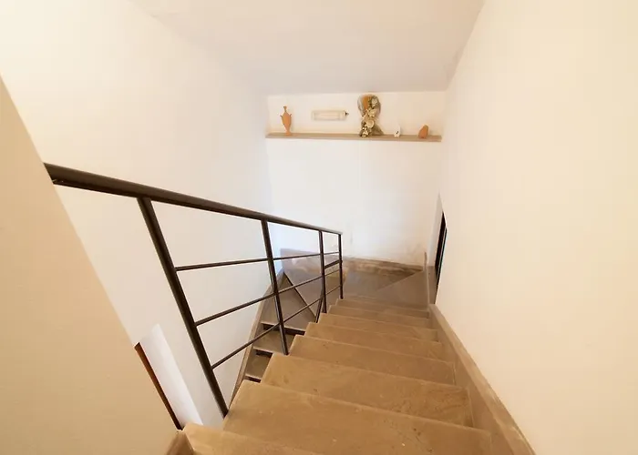 住宿加早餐酒店 Lo Sparviero 杰拉切